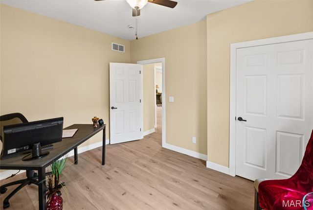 914 Ruskin Avenue, Edwardsville, IL 62025