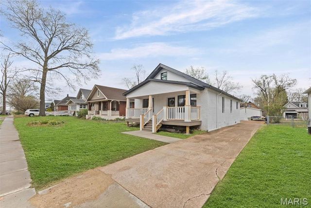 914 Ruskin Avenue, Edwardsville, IL 62025