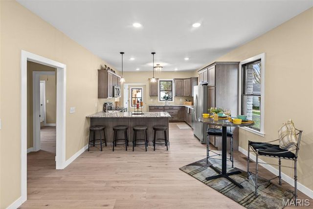 914 Ruskin Avenue, Edwardsville, IL 62025