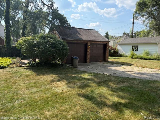 623 Coolidge Road, Birmingham, MI 48009