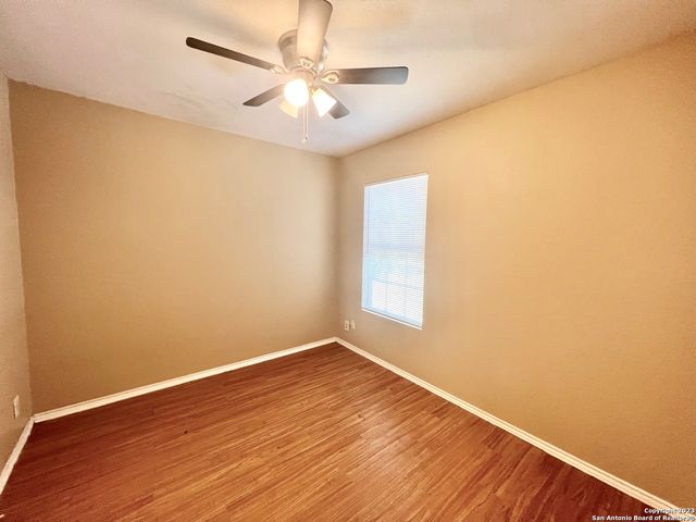 508 Pitts St, Seguin, TX 78155