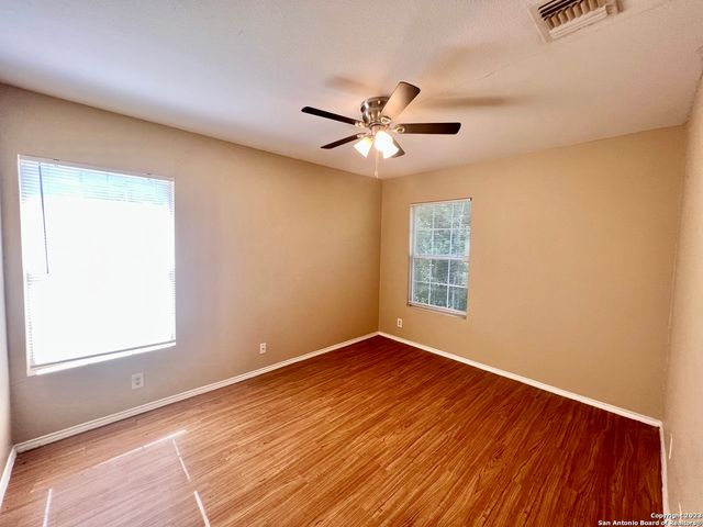 508 Pitts St, Seguin, TX 78155