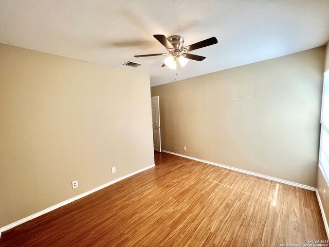 508 Pitts St, Seguin, TX 78155