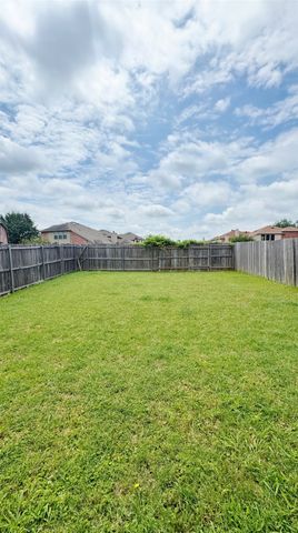2260 Stonebrook Lane, Mesquite, TX 75181