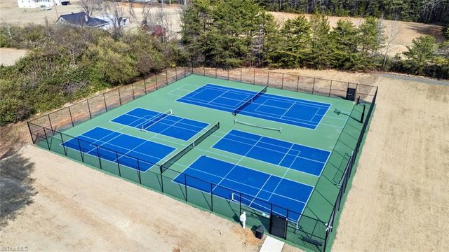 400 Doral Court, Mebane, NC 27302