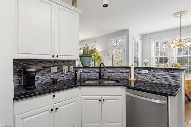 400 Doral Court, Mebane, NC 27302