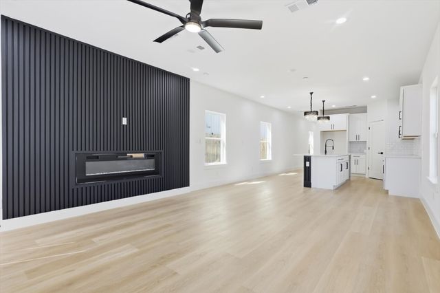 2534 Lowery Street, Dallas, TX 75215