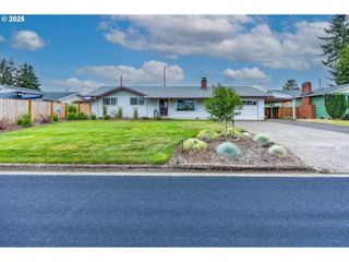 2055 OTTO St, Springfield, OR 97477