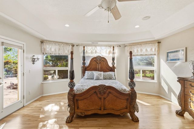 7304 Stag Horn Drive NW, Albuquerque, NM 87120