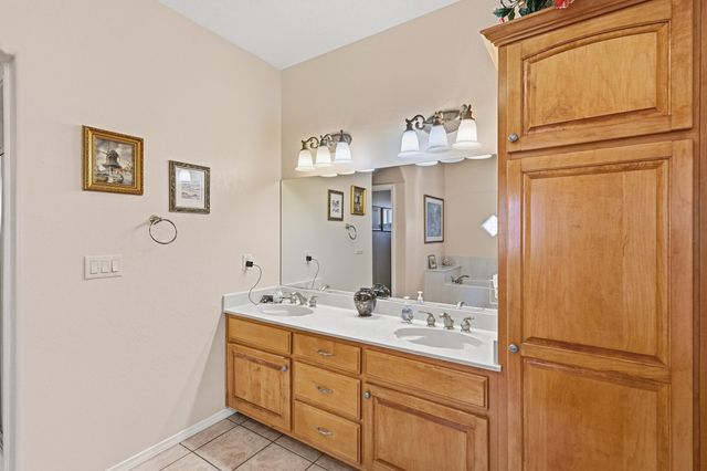 7304 Stag Horn Drive NW, Albuquerque, NM 87120