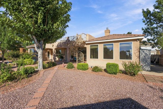 7304 Stag Horn Drive NW, Albuquerque, NM 87120