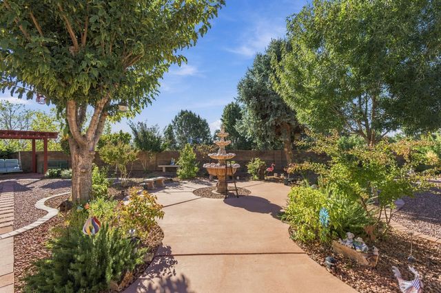 7304 Stag Horn Drive NW, Albuquerque, NM 87120