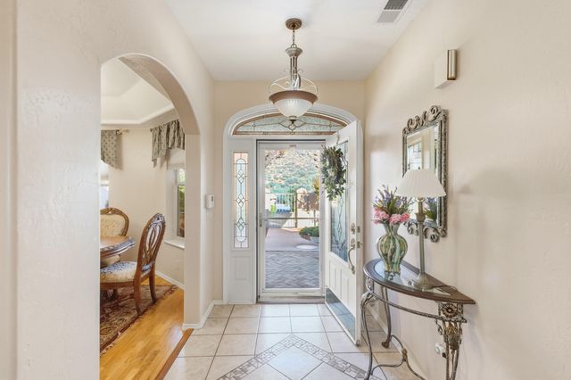 7304 Stag Horn Drive NW, Albuquerque, NM 87120