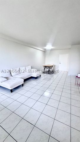 7441 Wayne Ave 1C, Miami Beach, FL 33141