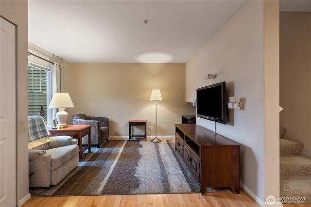 906 72nd Street SE, Auburn, WA 98092