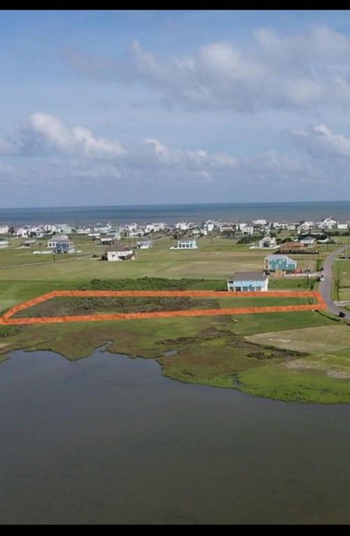 3907 Mitote Dr, Galveston, TX 77554