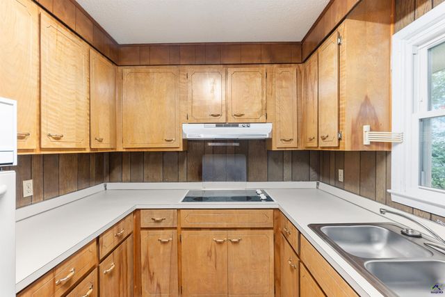 102 West Point Court, Warner Robins, GA 31088