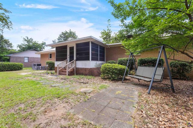 102 West Point Court, Warner Robins, GA 31088