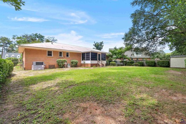102 West Point Court, Warner Robins, GA 31088