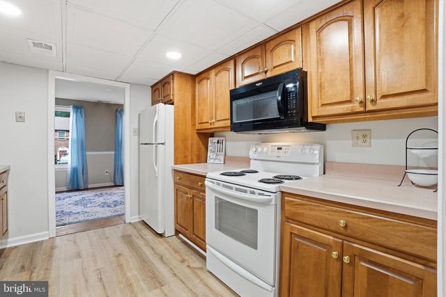 19 CONSTITUTION AVE, Doylestown, PA 18901