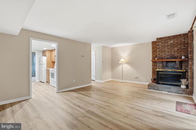 19 CONSTITUTION AVE, Doylestown, PA 18901