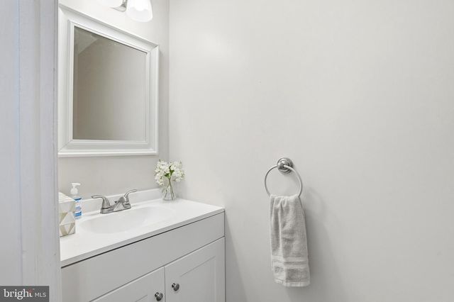 19 CONSTITUTION AVE, Doylestown, PA 18901