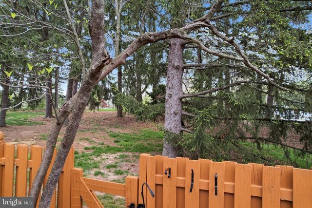 19 CONSTITUTION AVE, Doylestown, PA 18901