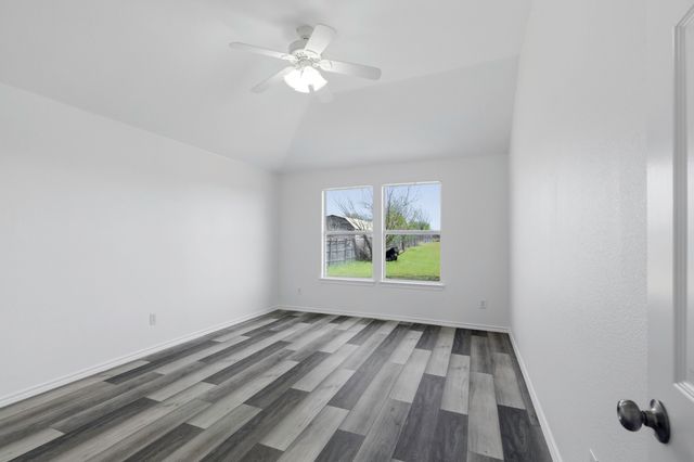 433 Windmill Drive, Lavon, TX 75166