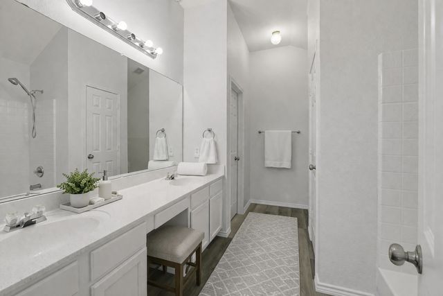 433 Windmill Drive, Lavon, TX 75166