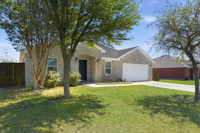 433 Windmill Drive, Lavon, TX 75166