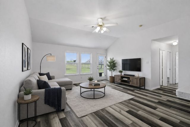 433 Windmill Drive, Lavon, TX 75166