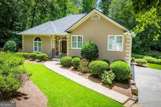 417 Foggy Bottom Drive, Carrollton, GA 30116