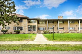 2309 WALTON Boulevard 32, Rochester Hills, MI 48309