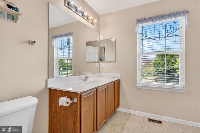 5 FAIRVIEW AVE, Middletown, DE 19709