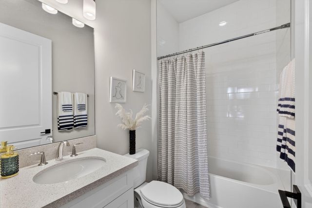 9221 Crestview Circle, Palm Beach Gardens, FL 33412