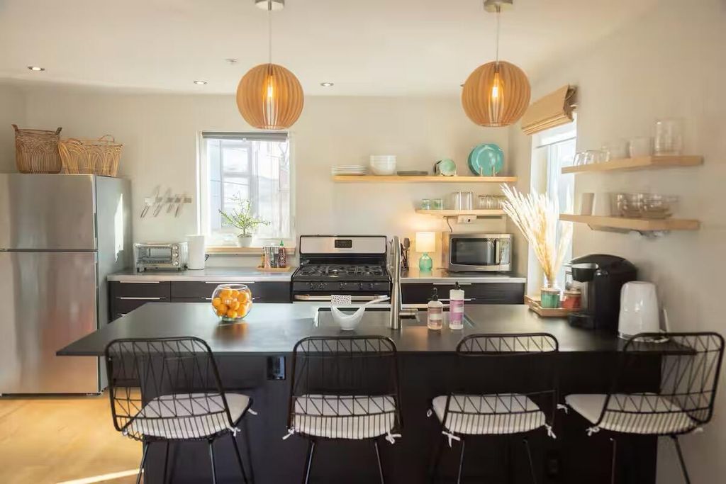 45 Cumberland Avenue 5, Portland, ME 04101 — photo 4