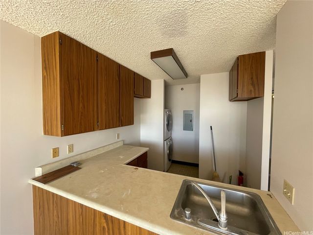 2040 Nuuanu Avenue 805, Honolulu, HI 96817