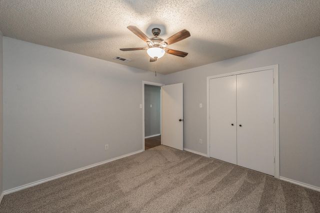 917 Bucknell Drive, Arlington, TX 76012