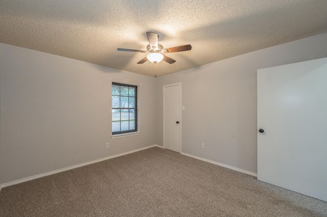 917 Bucknell Drive, Arlington, TX 76012