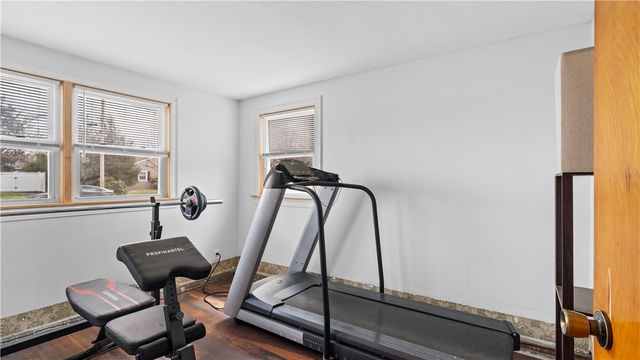 45 Whippoorwill Road, Warwick, RI 02888