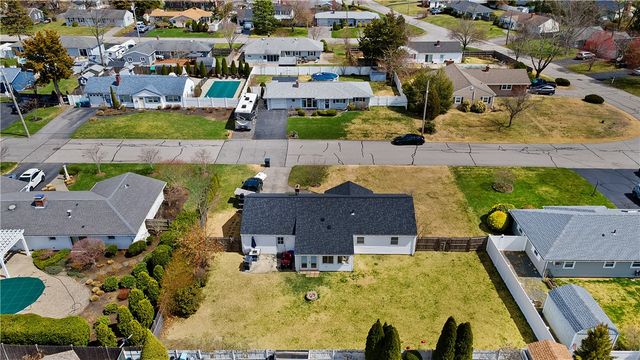 45 Whippoorwill Road, Warwick, RI 02888