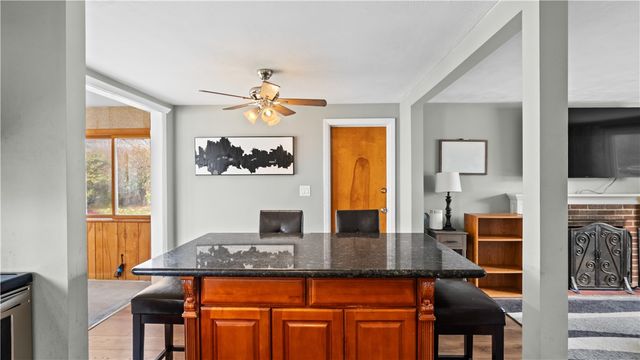 45 Whippoorwill Road, Warwick, RI 02888