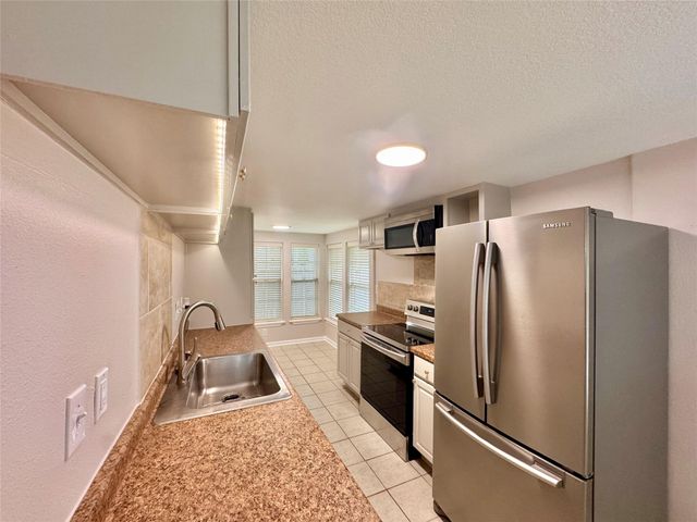 805 Tabor Street, Houston, TX 77009