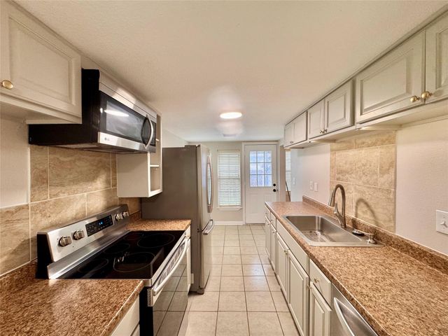 805 Tabor Street, Houston, TX 77009