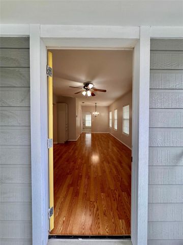 805 Tabor Street, Houston, TX 77009