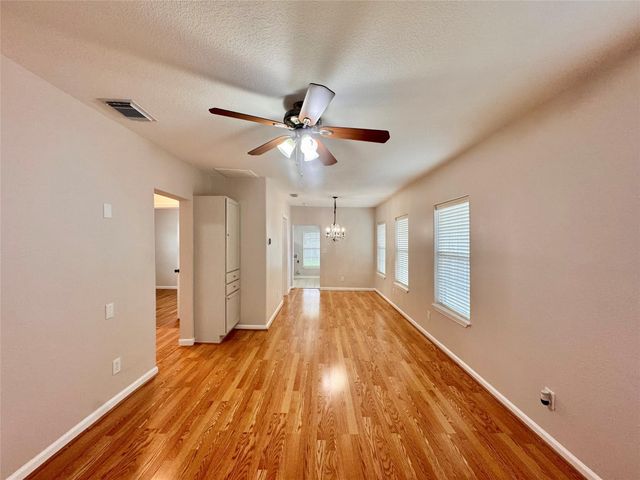 805 Tabor Street, Houston, TX 77009