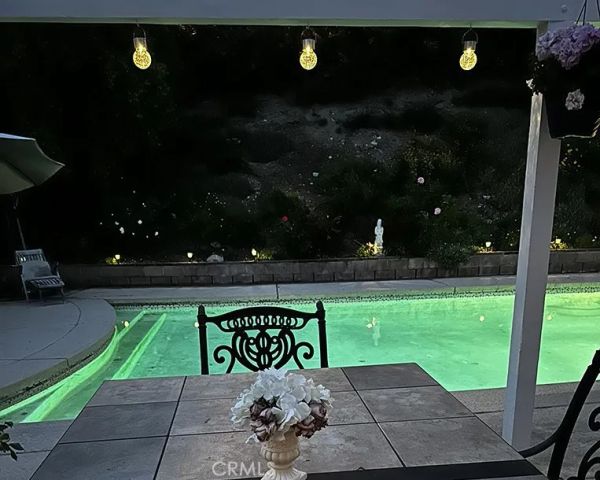 26261 Veva Way, Calabasas, CA 91302