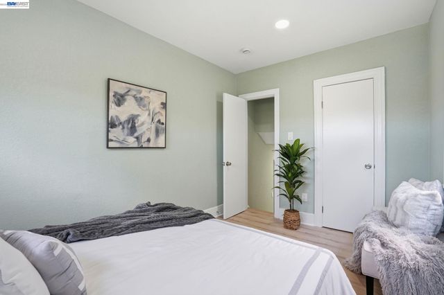 3421 Nevin st, Richmond, CA 94805