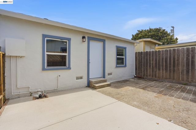 3421 Nevin st, Richmond, CA 94805