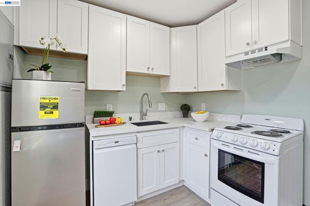 3421 Nevin st, Richmond, CA 94805